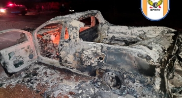 Carro de funerária que levava corpo de Patrocínio para Coromandel incendeia após atropelar cavalo solto na pista