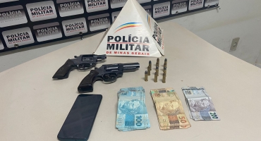 Carmo do Paranaíba – Polícia Militar prende dois homens por porte ilegal de arma de fogo