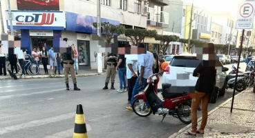 Carmo do Paranaíba – Acidente no centro da cidade deixa ciclista ferido