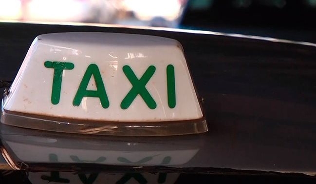 Auxílio para taxistas e caminhoneiros começa a ser pago em agosto