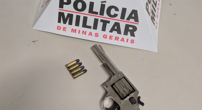 Segurança é detido em Carmo do Paranaíba por porte ilegal de arma de fogo