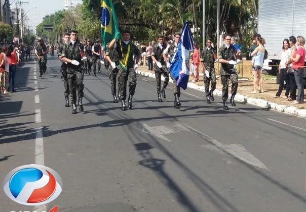 Desfile cívico-militar e estudantil em comemoração ao Dia da Independência do Brasil será realizado em Patos de Minas 