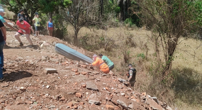 Corpo de homem de 56 anos é localizado por pescadores dentro do Rio Paranaíba em Patos de Minas