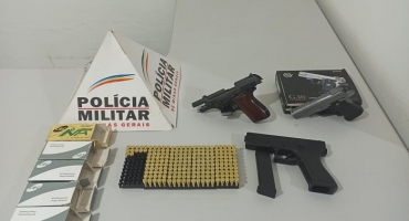 Polícia apreende arma e centenas de munições após receber denúncia de que aluno estaria armado dentro de escola