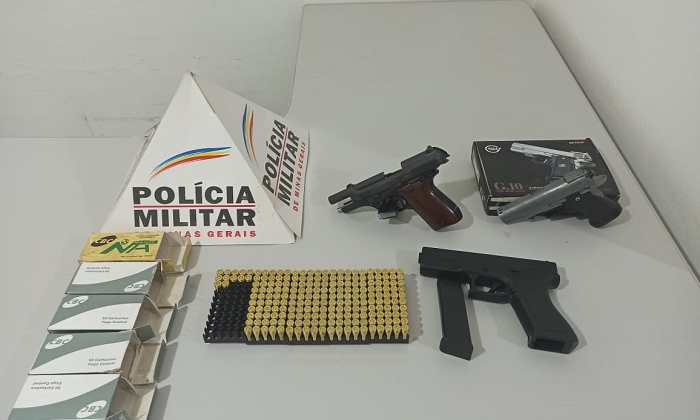 Polícia apreende arma e centenas de munições após receber denúncia de que aluno estaria armado dentro de escola