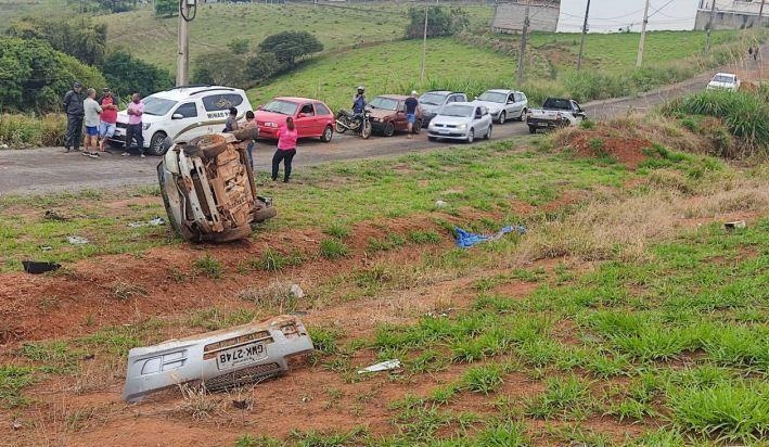 Acidente na MG-235 em São Gotardo mata motorista e deixa passageira ferida 