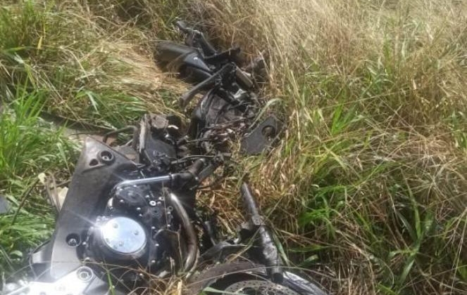 Motociclista morre em grave acidente na BR-365 no município de Varjão de Minas 