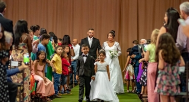 Carmo do Paranaíba – CEJUSC realiza solenidade de conversão de união estável em casamento para 27 casais da comarca