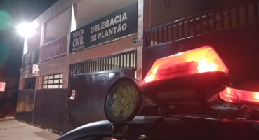 Passageiro passa a mão em seio de mulher dentro de ônibus intermunicipal e é preso em Patos de Minas 