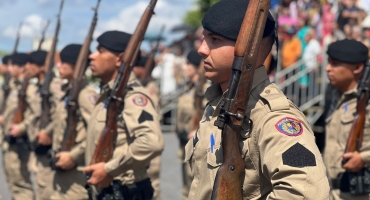  Patos de Minas: 10ª RPM realiza formatura de 27 policias militares 