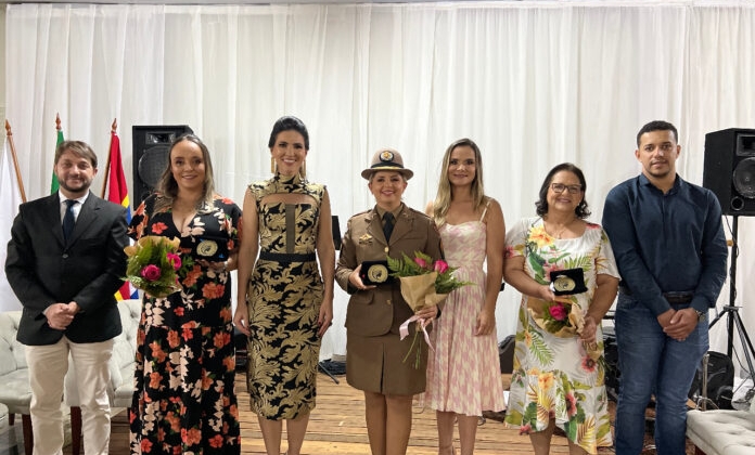 Carmo do Paranaíba – Câmara Municipal realiza 1º Encontro Mulher Destaque Carmense
