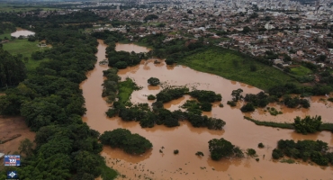 Patos de Minas: Rio Paranaíba continua subindo e chega a 9,33 metros acima do nível normal