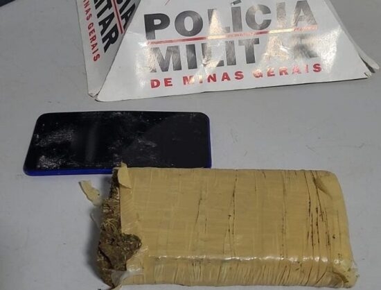 Lagoa Formosa: Polícia Militar Rodoviária apreende barra de maconha na BR-354