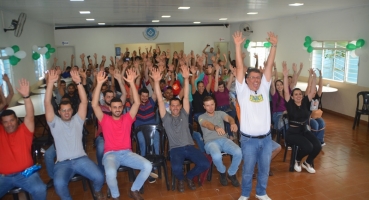 Lagoense realiza palestra motivacional em Carmo do Paranaíba