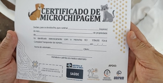 Patos de Minas é selecionado para receber mais de 4 mil microchips para cães e gatos do município