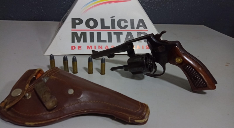 Lagoa Formosa - Polícia Militar prende suspeito de violência doméstica e faz apreensão de arma de fogo