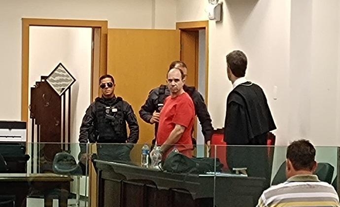 Acusado de matar travesti em Patos de Minas é condenado a 16 anos de prisão Acusado de matar travesti em Patos de Minas é condenado a 16 anos de prisão