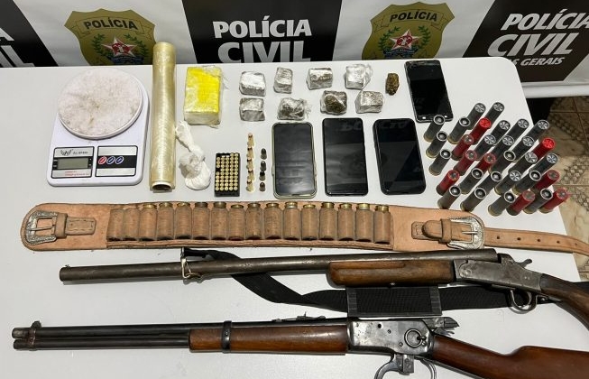 Polícia Civil de Presidente Olegário deflagra operação nas cidades de Lagoa Grande e João Pinheiro e apreende armas, munições e drogas