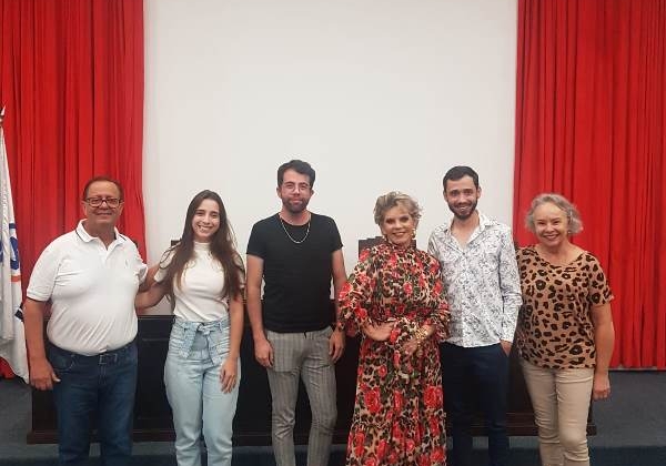 Alunos de História do UNIPAM realizam visita técnica ao Museu da Medicina