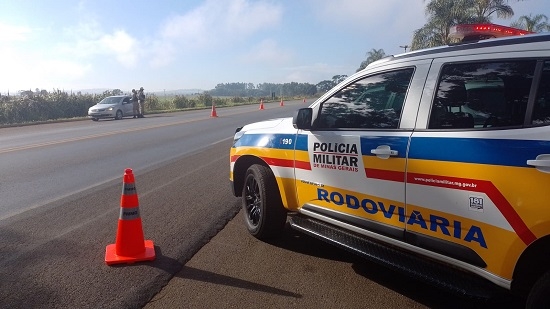 PM e PRF reforçam policiamento nas rodovias mineiras com “Operação Semana Santa”