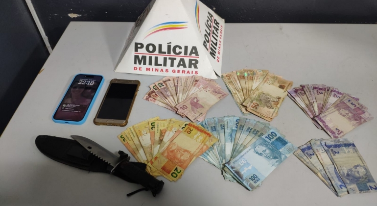 Polícia Militar de Lagoa Formosa prende homem acusado de extorquir mais de 10 mil reais de vítima mediante ameaças Polícia Militar de Lagoa Formosa prende homem acusado de extorquir mais de 10 mil reais de vítima mediante ameaças