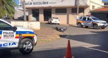 Motociclista fugindo da polícia sofre acidente em Patos de Minas