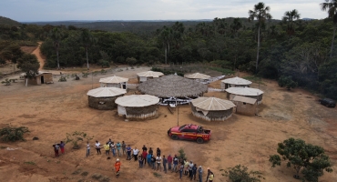 Corpo de Bombeiros ministra treinamento de combate incêndio florestais e primeiros socorros à indígenas em Presidente Olegário