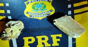 PRF de Patos de Minas prende homem suspeito de tráfico de drogas