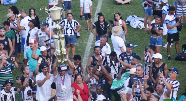 Paranaíba goleia o Novo Andorinhas em Presidente Olegário e conquista mais um título do Campeonato Regional da LPD
