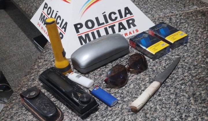 Polícia Militar de Lagoa Formosa prende suspeitos de cometer furto dentro de veículo 