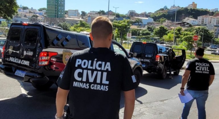 Lula veta licenças, indenizações e aposentadoria integral a policiais civis