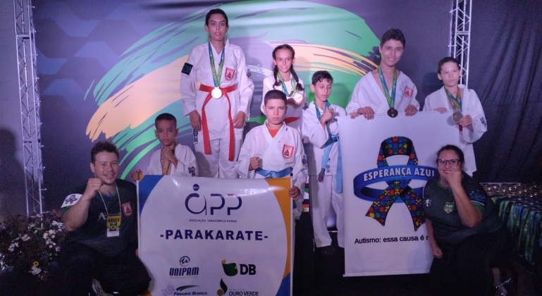 Equipe de Parakarate do UNIPAM conquista duas medalhas de ouro e três de bronze, em Campeonato Brasileiro