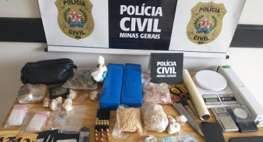 São Gotardo - Polícia Civil apreende drogas e prende indivíduo suspeito de tráfico