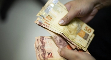 Salário mínimo será de R$ 1.412 a partir do dia primeiro de janeiro de 2024