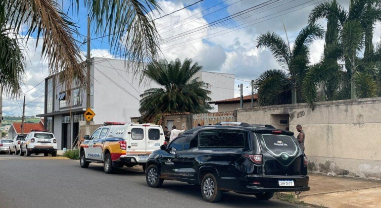 Avô é morto pelo próprio neto com golpes de faca e garrafadas; em Patos de Minas