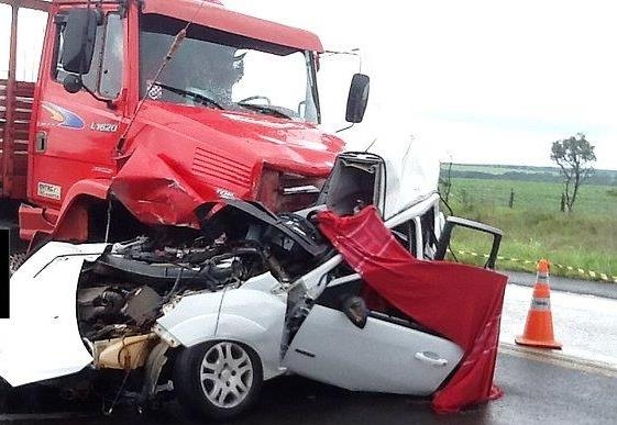 Polícia Rodoviária alerta motoristas para os cuidados no período chuvoso   