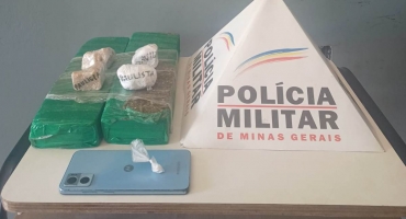 Polícia Militar apreende drogas que estavam sendo levadas de Guarda dos Ferreiros para São Gotardo e Tiros