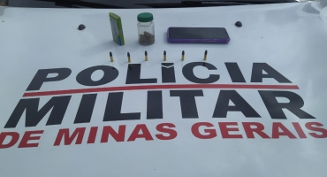 Lagoa Formosa - Polícia Militar realiza prisão de indivíduo por ameaça, danos, posse ilegal de munições e de drogas