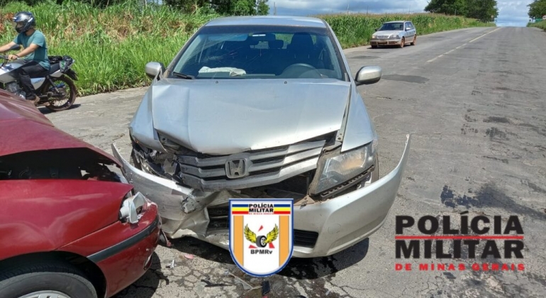 Patrocínio - Motorista embriagado  e inabilitado é preso após causar acidente na MG-230