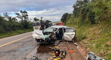 Motorista morre em acidente na BR-262 no município de Ibiá;  uma criança de 6 anos e uma mulher de 44 ficaram gravemente feridas