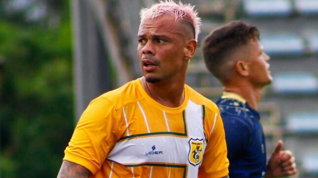 Ex-jogador do Cruzeiro acerta com a URT para disputa do Módulo II do Campeonato Mineiro