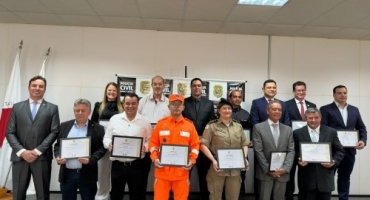 Patos de Minas - PCMG homenageia destaques da Polícia Civil e Parceiros em Comemoração ao Dia do Policial Civil