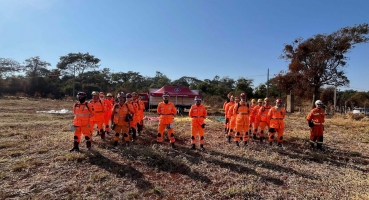 Corpo de Bombeiros realiza treinamento na Mata do Cachorro para uso de novas tecnologias