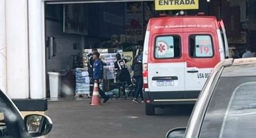 Homem sofre mal súbito e morre na entrada de supermercado em Patos de Minas