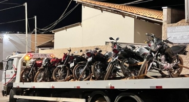 São Gotardo - PM apreende 20 motos e prende cinco pessoas em ‘Operação Tranquilidade Urbana’