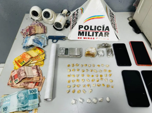 Patos de Minas - Polícia Militar fecha ponto de tráfico de drogas 