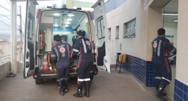 Ladrões de automóvel trocam tiros com a Polícia na zona rural de Patos de Minas; um assaltante fica ferido 