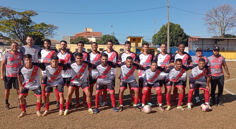 Santa Cruz  vence o Bluec e mantém chances de classificação para a próxima fase do regional 