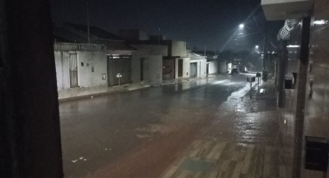 Após 150 dias volta a chover na cidade Lagoa Formosa amenizando a baixa umidade do ar