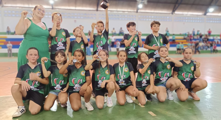 Olimpíada Estudantil Mirim de Lagoa Formosa se encerra com grandes jogos e entrega de premiações 